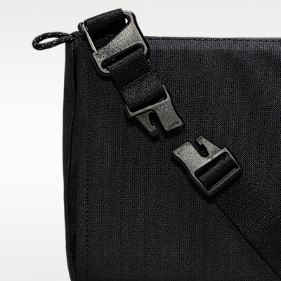 Nike ACG 'DAYMAX' Cross-body Bag (3L). Nike CA